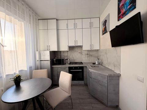 квартира за адресою Рівне, Анатолія Лабунського вул., 9