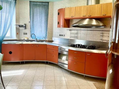 квартира за адресою Дніпро, Виконкомівська вул., 7
