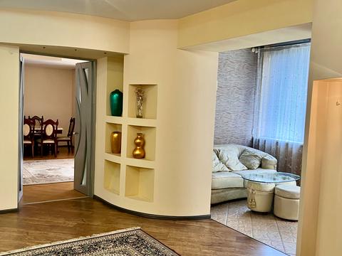 квартира за адресою Дніпро, Виконкомівська вул., 7