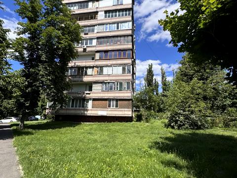 квартира за адресою Леся Курбаса просп., 10-Ж