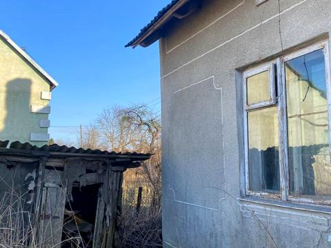 дом по адресу Центральна
