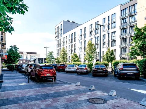квартира за адресою Салютна вул., 2к1