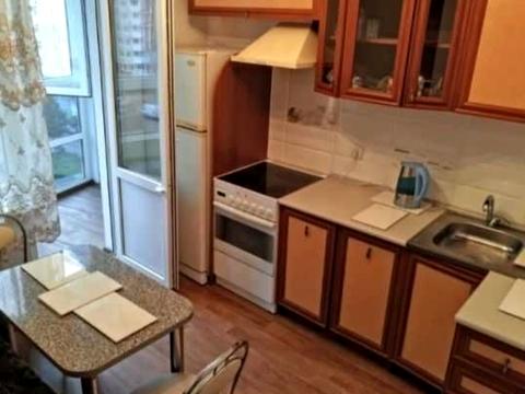 квартира за адресою Софії Русової вул., 7