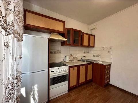 квартира за адресою Софії Русової вул., 7
