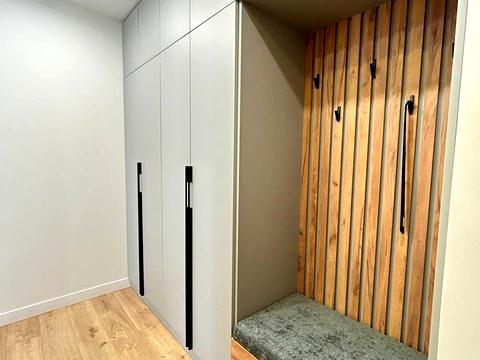 квартира за адресою Салютна вул., (Будинок 02301-02303)