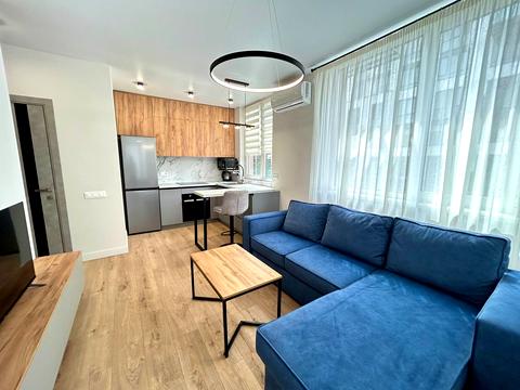 квартира за адресою Салютна вул., (Будинок 02301-02303)
