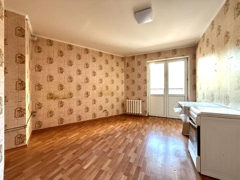 квартира за адресою Київ, Срібнокільська вул., 1