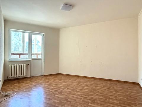 квартира за адресою Київ, Срібнокільська вул., 1