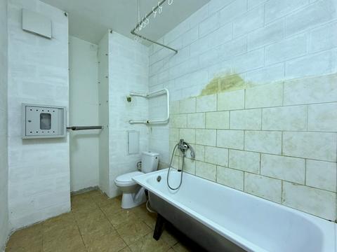 квартира за адресою Київ, Срібнокільська вул., 1