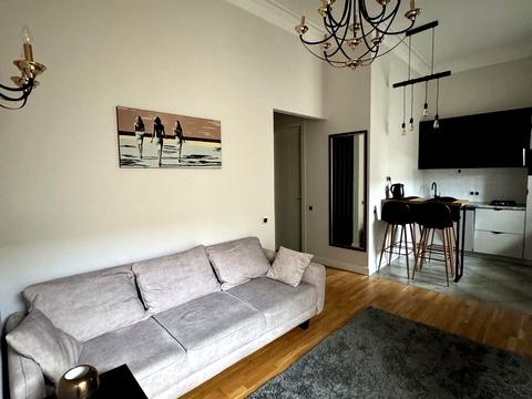 квартира за адресою Тарасівська вул., 8