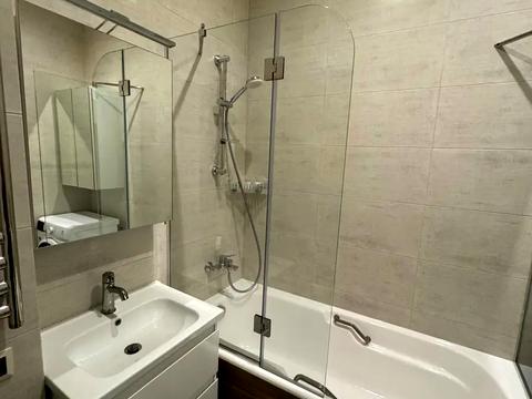 квартира за адресою Тарасівська вул., 8