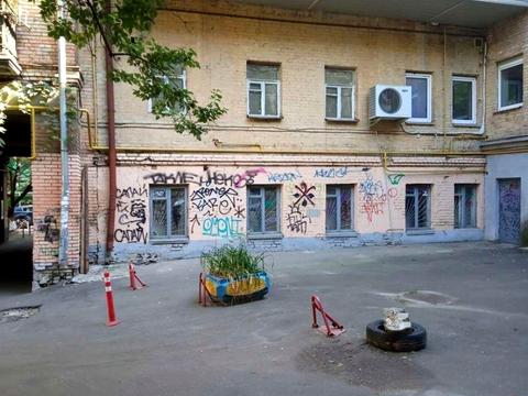 коммерческая по адресу Золотоворотская ул., 4