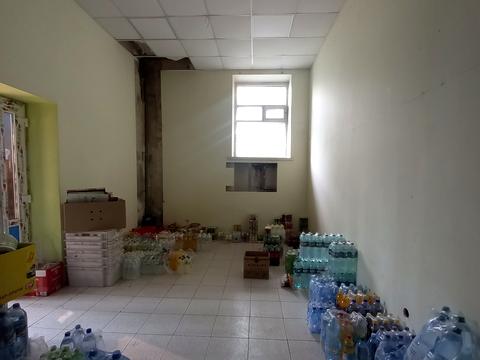 комерційна за адресою Щусєва вул., 28