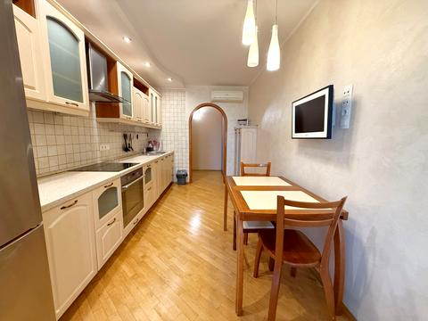 квартира за адресою Дарницький бульв., 10-А
