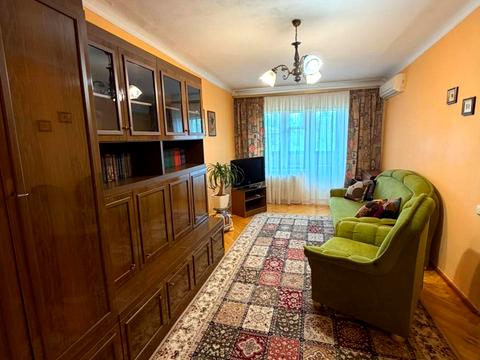 квартира за адресою Будівельників вул., 12