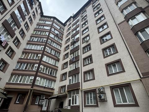 квартира за адресою Володимира Івасюка вул., (Будинок)