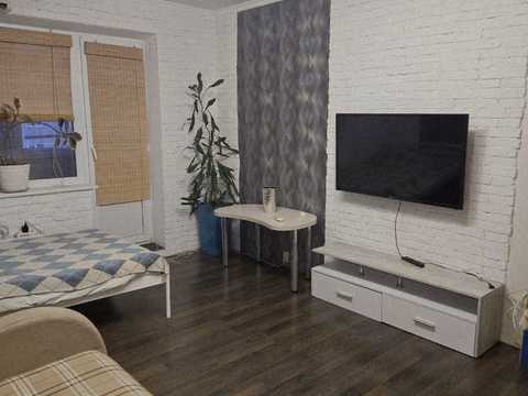 квартира за адресою Ревуцького вул., 24/4