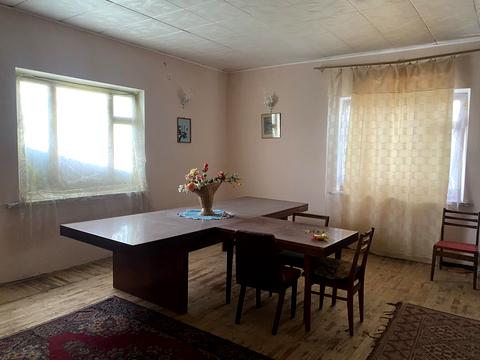 будинок за адресою с. Мокрець, Центральна