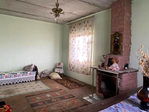 будинок за адресою с. Мокрець, Центральна