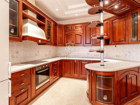 квартира за адресою Старонаводницька вул., 13