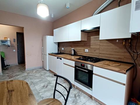 квартира за адресою Приозерна вул., 42