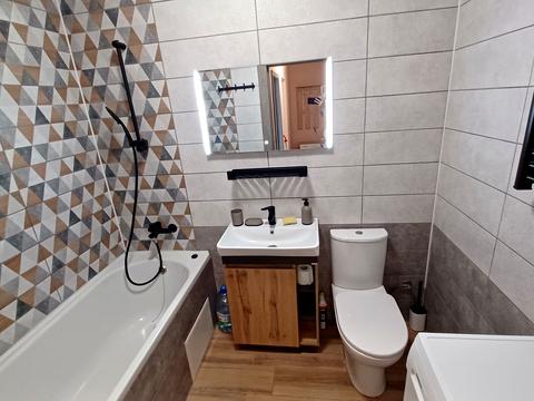 квартира за адресою Приозерна вул., 42