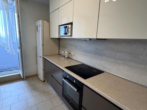 квартира за адресою Михайла Грушевського вул., 30г