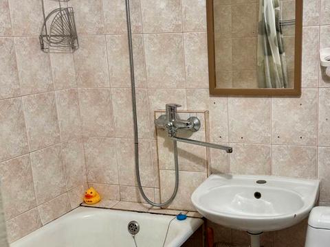 квартира за адресою Житомир, Космонавтів вул., 8