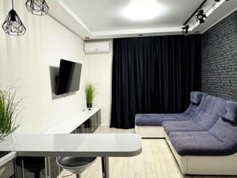 квартира за адресою Драгоманова вул., 8