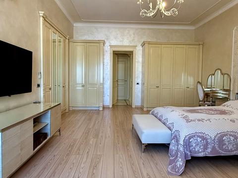 квартира за адресою Академіка Богомольця вул., 5