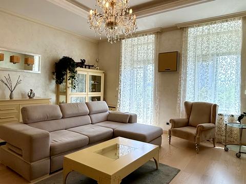 квартира за адресою Академіка Богомольця вул., 5
