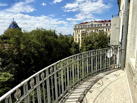 квартира за адресою Академіка Богомольця вул., 5
