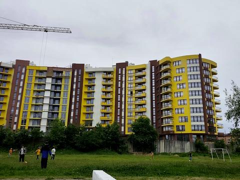 коммерческая по адресу Даниила Галицкого ул., (Будинок 1)