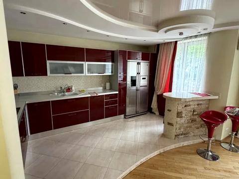 квартира за адресою Голосіївський просп. (40-річчя Жовтня), 68