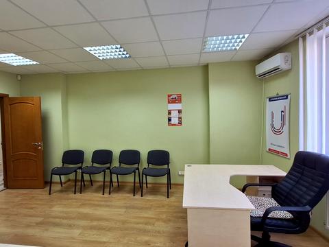 комерційна за адресою Володимира Івасюка просп. (Героїв Сталінграду), 47-А