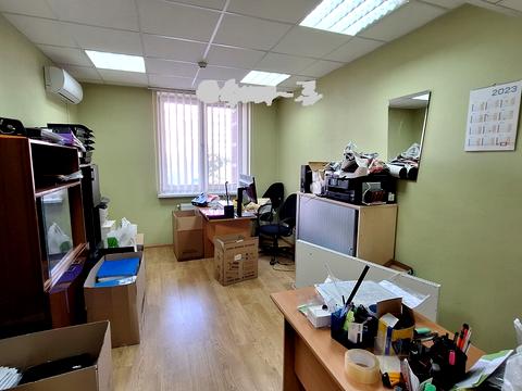 комерційна за адресою Володимира Івасюка просп. (Героїв Сталінграду), 47-А