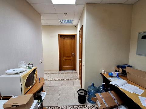 комерційна за адресою Володимира Івасюка просп. (Героїв Сталінграду), 47-А