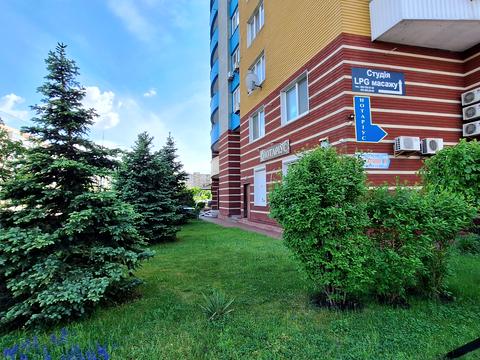 комерційна за адресою Володимира Івасюка просп. (Героїв Сталінграду), 47-А