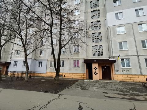 квартира за адресою Михайла Грушевського бульв., 12