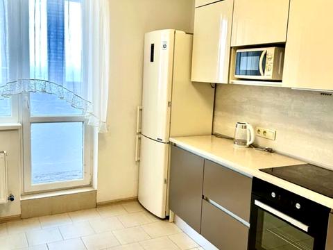 квартира за адресою Віталія Нестеренка вул., 1б