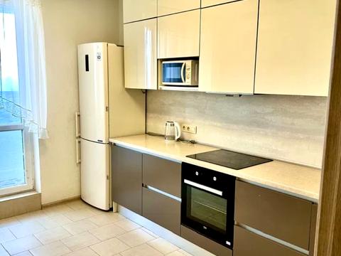 квартира за адресою Віталія Нестеренка вул., 1б