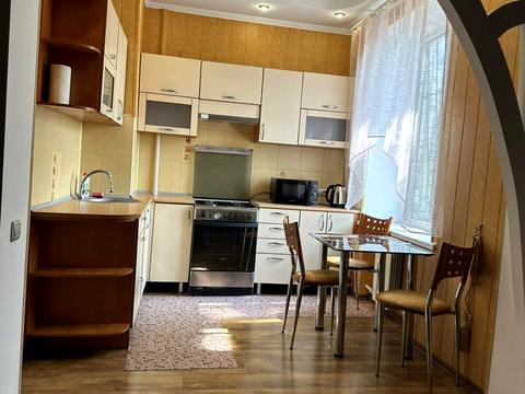квартира за адресою Соборний просп. (Леніна), 91