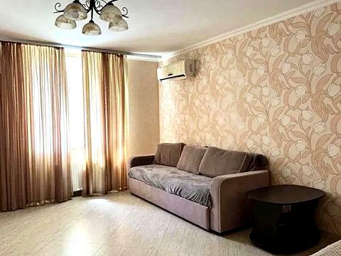 квартира за адресою Одеса, Кленова вул., 2а