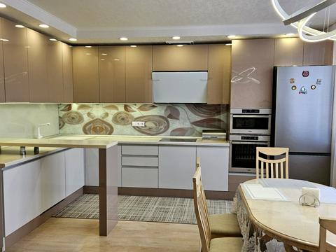 квартира по адресу Бориса Гмыри ул., 4