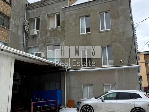 комерційна за адресою Жилянська вул., 7