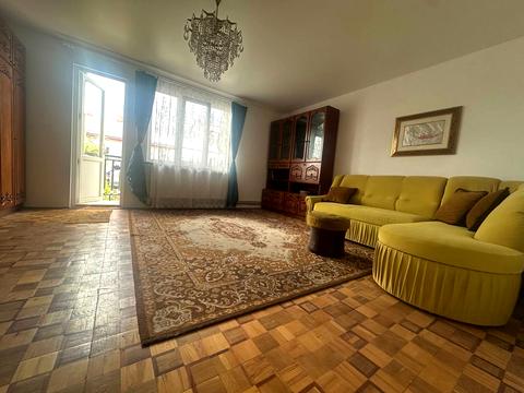 квартира за адресою Муроване, 10
