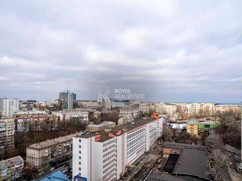 коммерческая по адресу Кловский спуск, 7-А