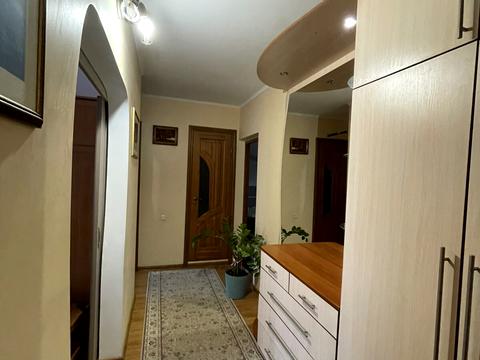 квартира за адресою Рівне, Кулика і Гудачека вул. (Макарова), 8