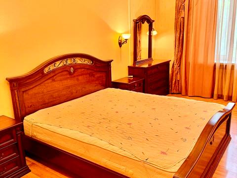 квартира за адресою Святослава Хороброго вул. (Чкалова), 33