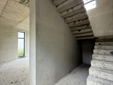 1867347805829301